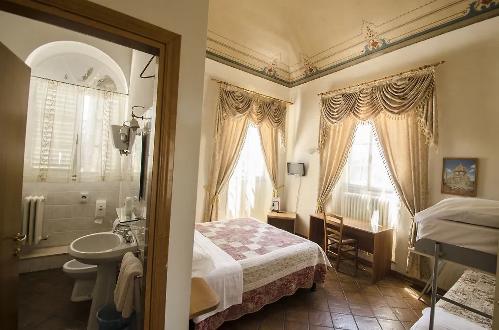 Hotel Iris Perugia 2*,